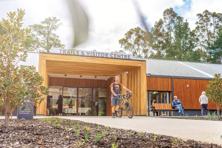 Contact the Dwellingup Trails and Visitor Centre